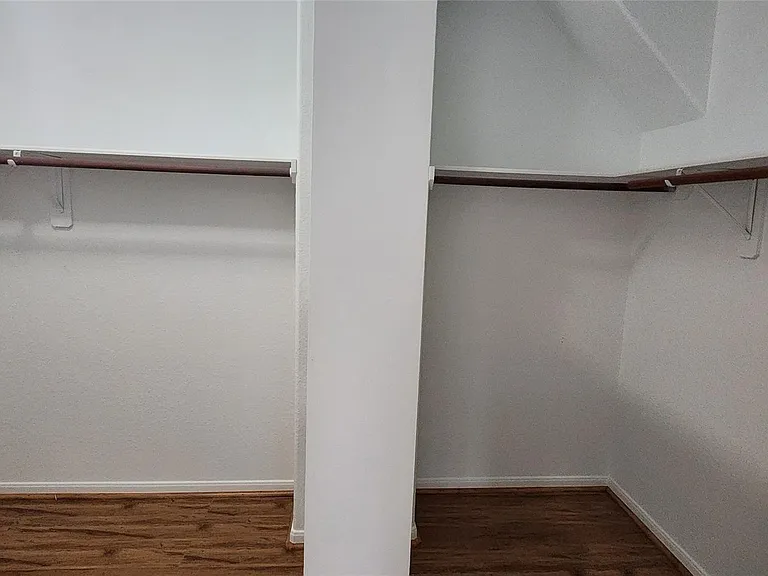 9710 Fieldbloom Ln — Photo 13