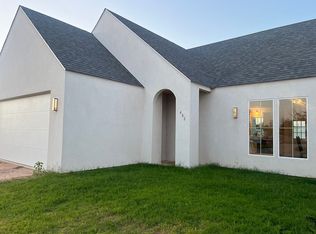 403 NE 4th St, Seminole, TX 79360