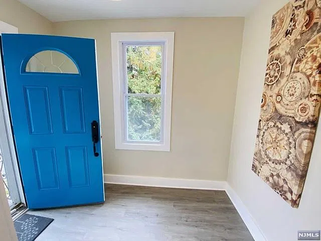 2 bed, $2,500 — Photo 2