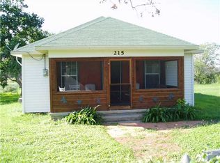 215 County Road 410, Buckholts, TX 76518