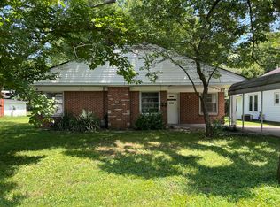 211 S 15th St, Murray, KY 42071