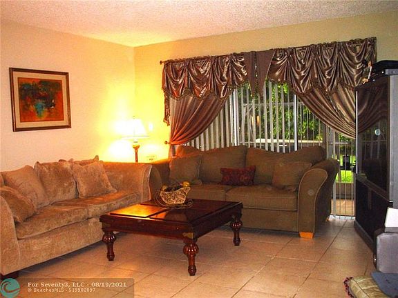 2nd image of 7953 Lagos De Campo Blvd #7953