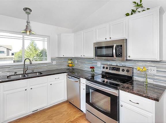 4th image of 4404 E 14th Ave