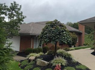 583 Palmer Ct, Crestview Hills, KY 41017
