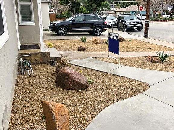 3rd image of 895 Lincoln Ave