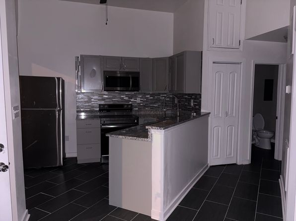 1223 W Leigh St APT A