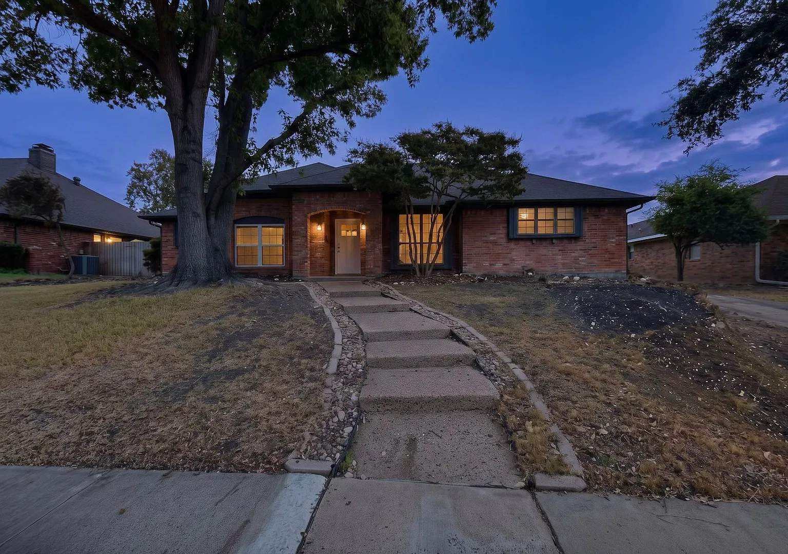 Newly Renovated Home In Plano — Photo 1