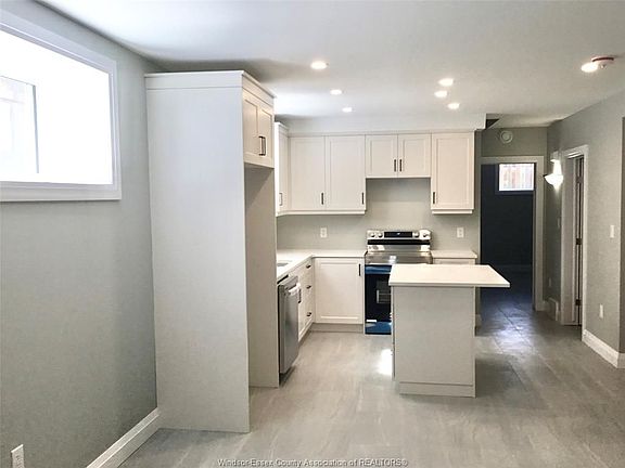 3rd image of 170 Gore St