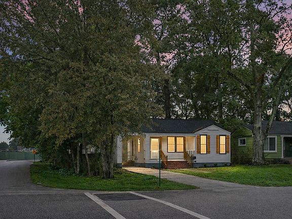 2nd image of 2601 S Allen Dr
