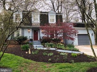 7718 Cindy Ln, Bethesda, MD 20817