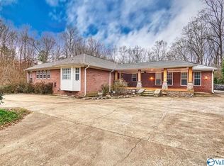 668 Lingerlost Rd, Killen, AL 35645