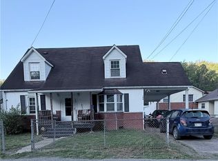 199 McConnell Rd, Stollings, WV 25646