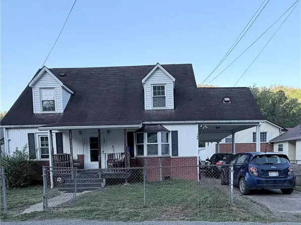 199 McConnell Rd, Stollings, WV 25646