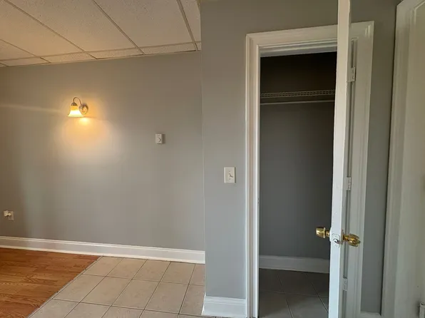 65 Plaza Ave #6, Waterbury, CT 06710