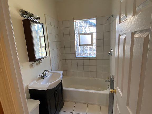 3rd image of 1824 W Montvale Ave Unit 2