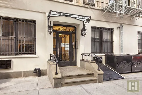 Sold by Halstead Real Estate | media 27