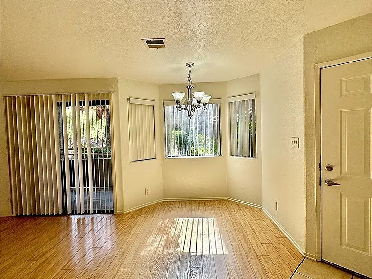 5042 Rainbow Blvd #106 — Photo 3
