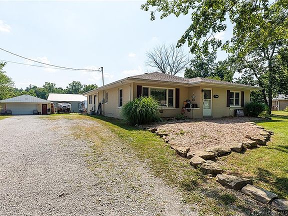 2nd image of 209 Hazel Ave