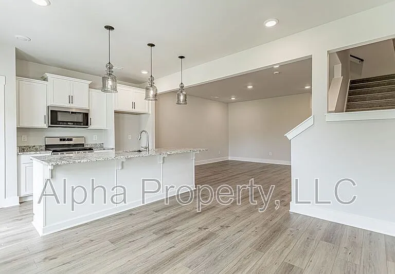 124 Keel Ln — Photo 6