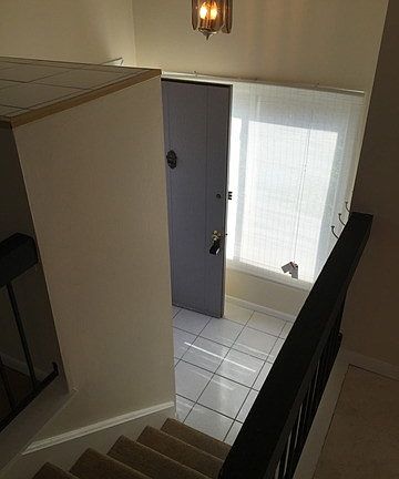 3rd image of 1321 Kingsbury Dr Unit 4