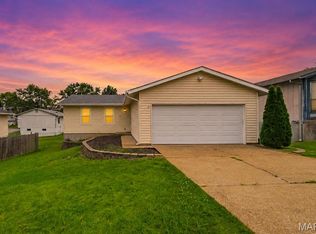 2654 Elm Dr, Arnold, MO 63010