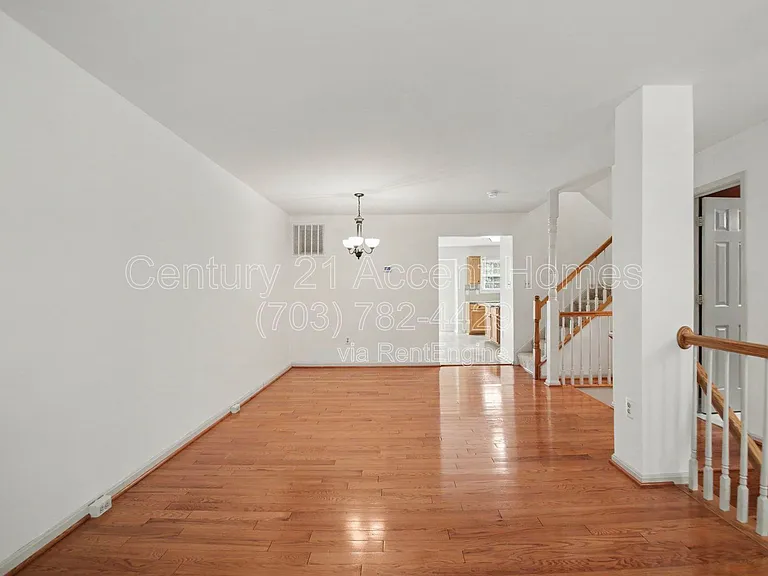13601 Filly Ct — Photo 3