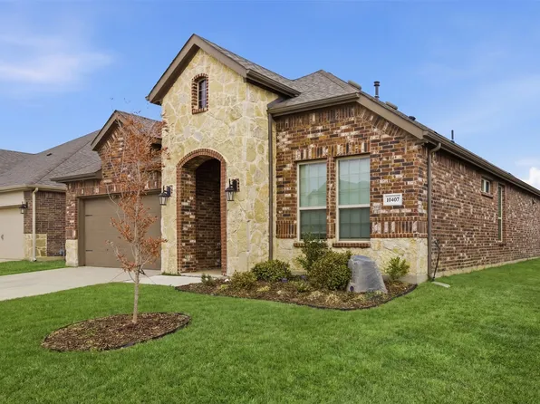 10407 Twisting Springs Dr, Aubrey, TX 76227