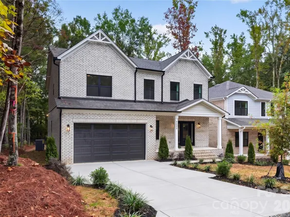 9006 Pinenoll Ln, Charlotte, NC 28215