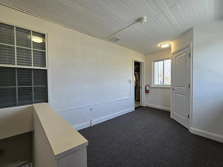 288 Pleasant St #7 — Photo 18