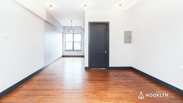 Rented by Nooklyn NYC LLC | media 92