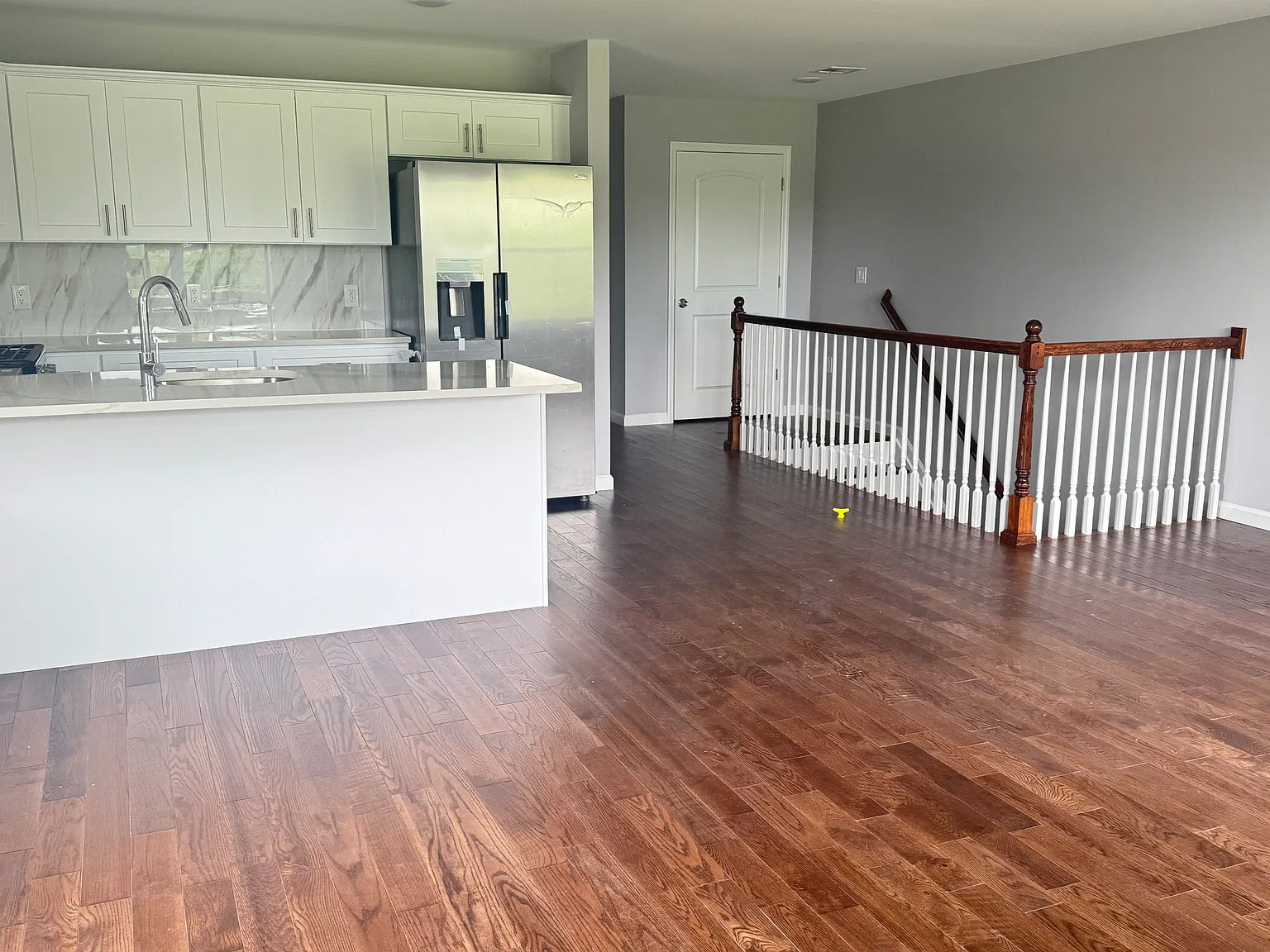 3 bed, $2,800 — Photo 1
