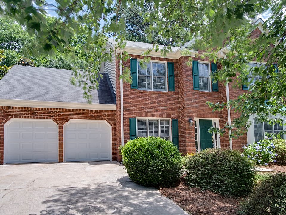 1st image of 3917 Concord Walk Dr SE