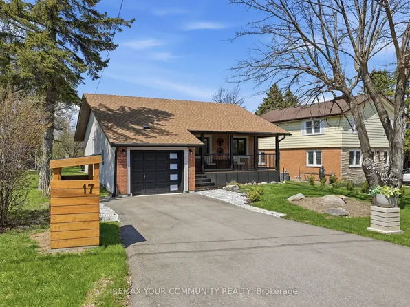 17 Saint Clair St, Collingwood, ON L9Y 3Z1