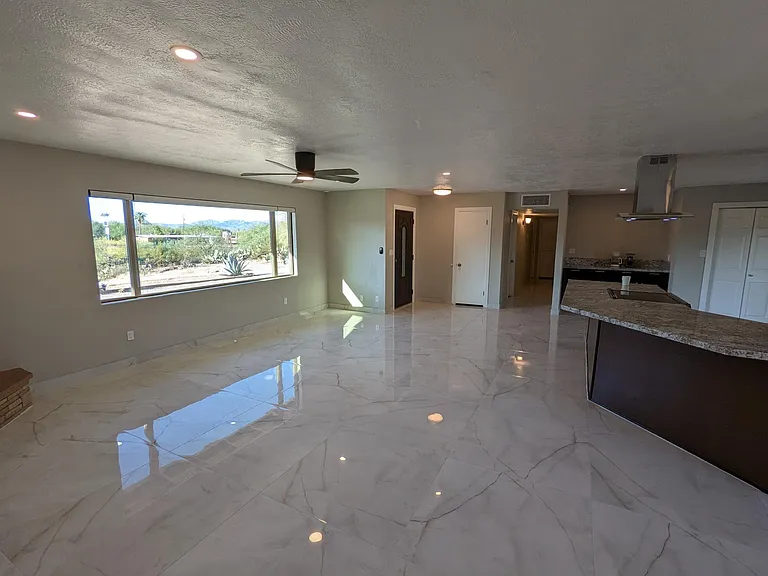 1062 W Ina Rd — Photo 20