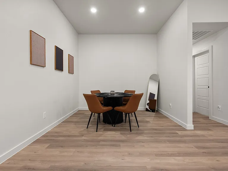 2125 Langford Ave — Photo 22