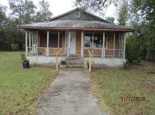 90 Vernon St, Jesup, GA 31546