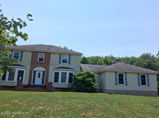31 Hunt Rd, Freehold, NJ 07728