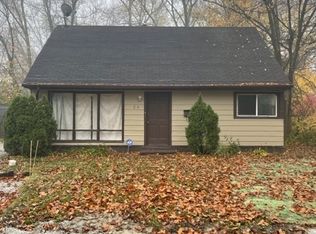 58 Apache St, Park Forest, IL 60466