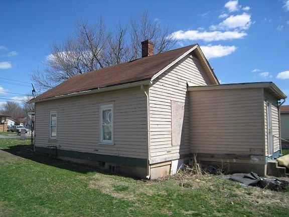 4th image of this home