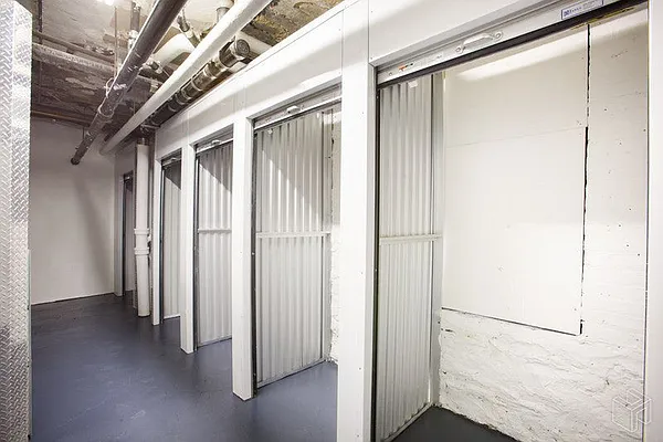 Rented by Halstead Real Estate | media 67