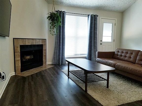 4th image of 3727 Westheimer Place Dr