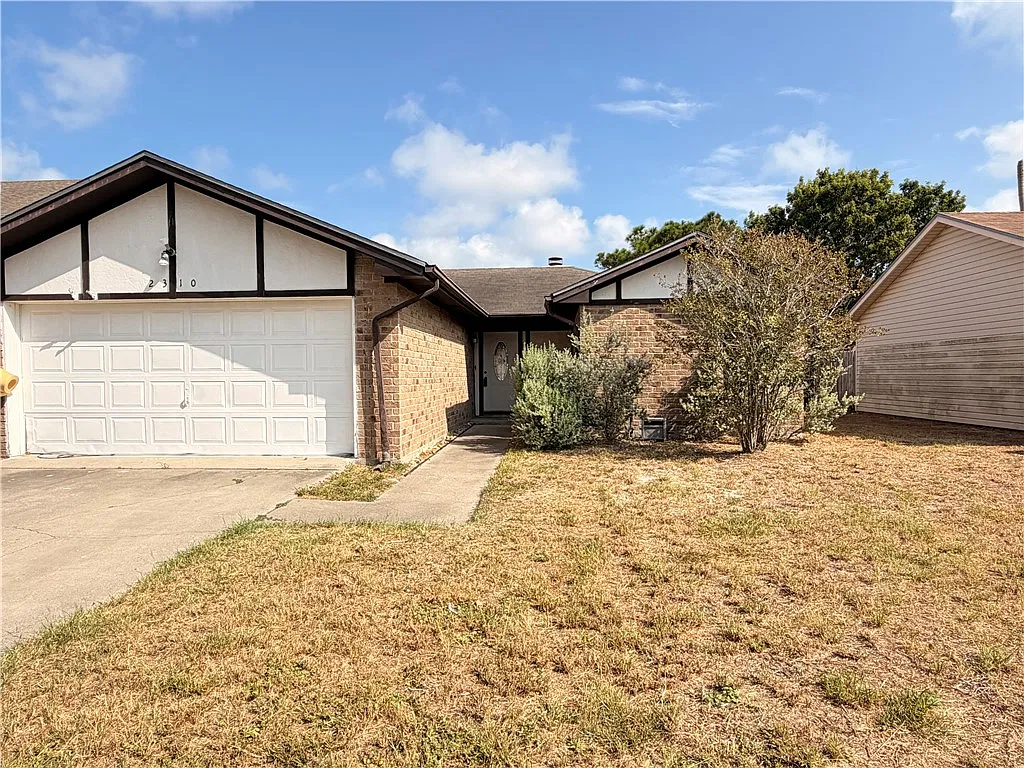 3 bed, 2.0 bath, 1240 sqft, $1,950 — Photo 1