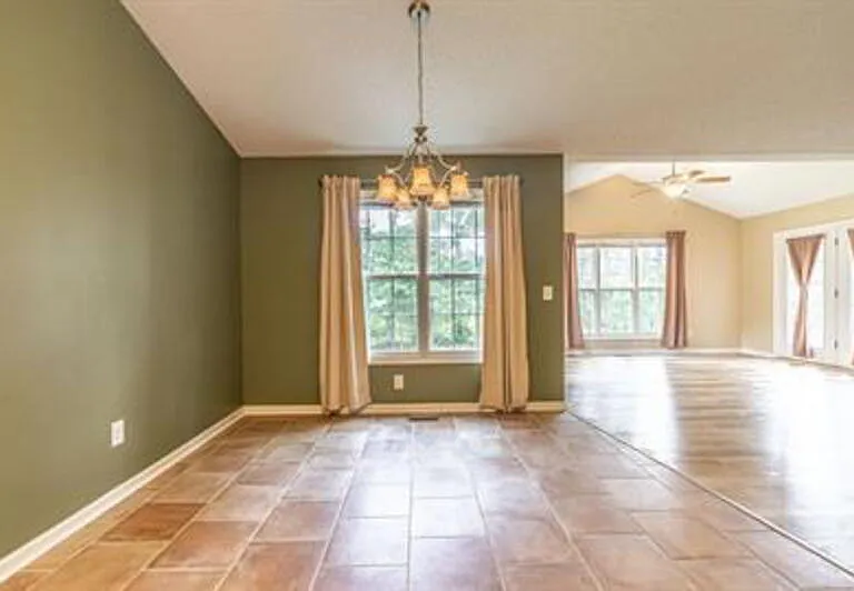 428 Green Links Dr — Photo 9