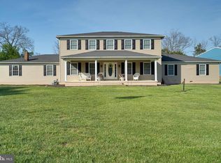 303 Cedar Hollow Ln, Kearneysville, WV 25430