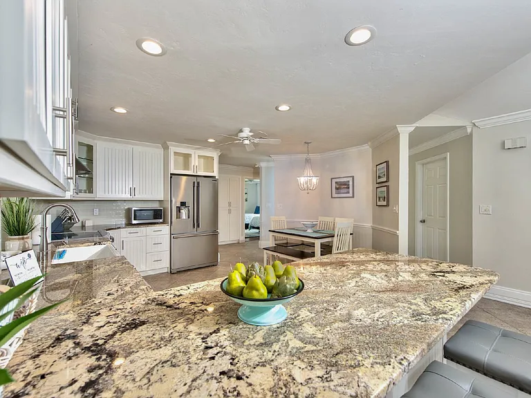 1614 Forest Lakes Blvd — Photo 3