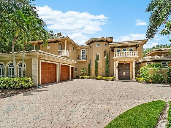 3rd image of 18788 SE Windward Island Ln