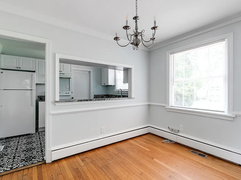 1000 Pepper Ave — Photo 14