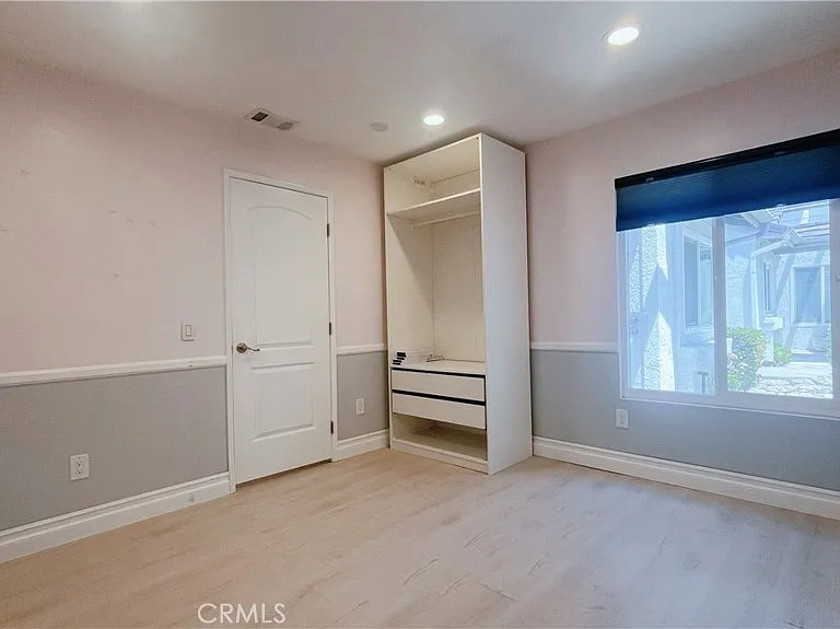 2470 Saratoga Ln — Photo 17