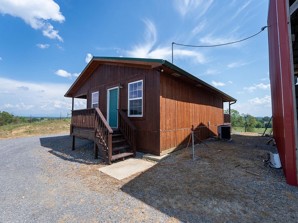 13th image of 1550 Mount Hope Rd #1
