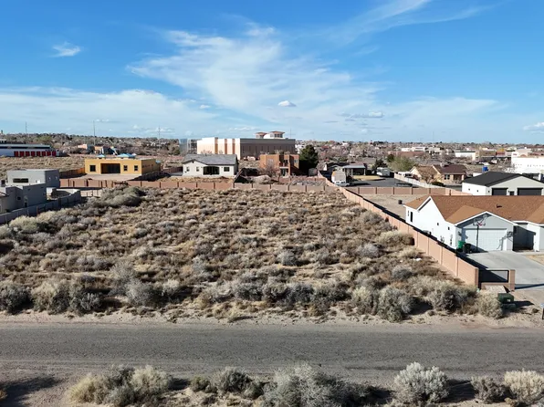 1867 12th Ave SE, Rio Rancho, NM 87124